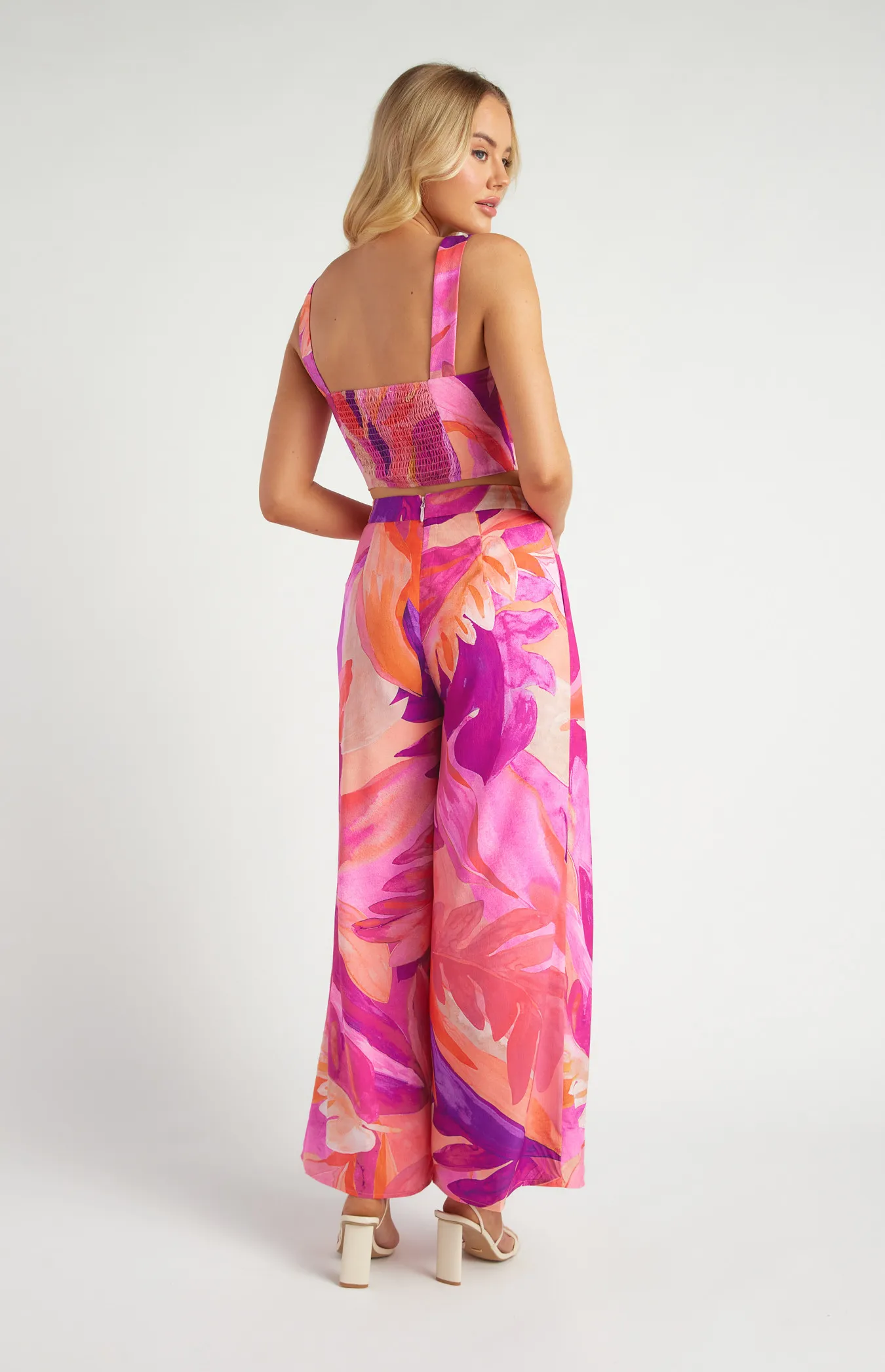 Abstract Leaf Print Top and Pleated Pants Set