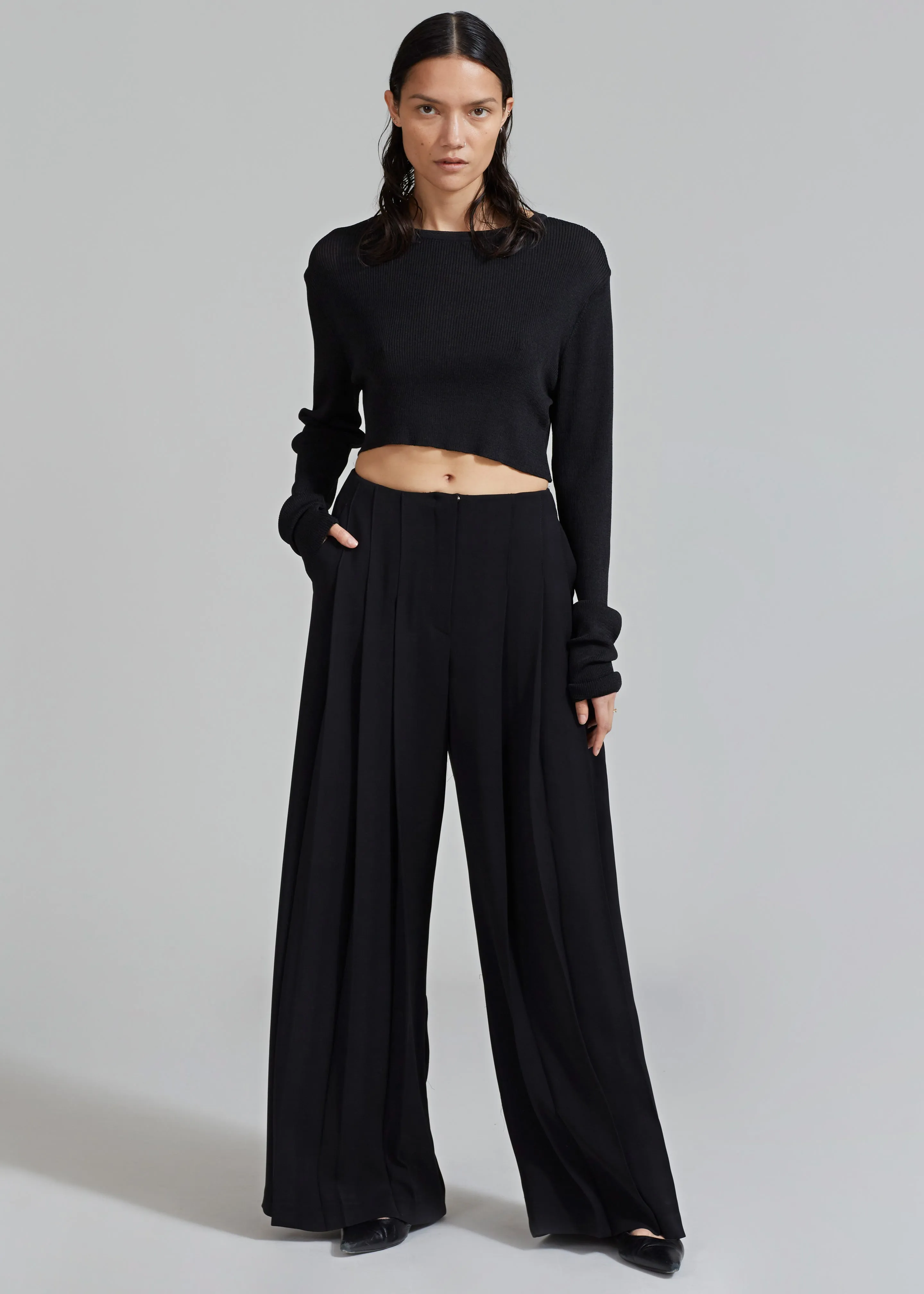 Black Dillon Pleated Pants