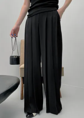 Black Dillon Pleated Pants