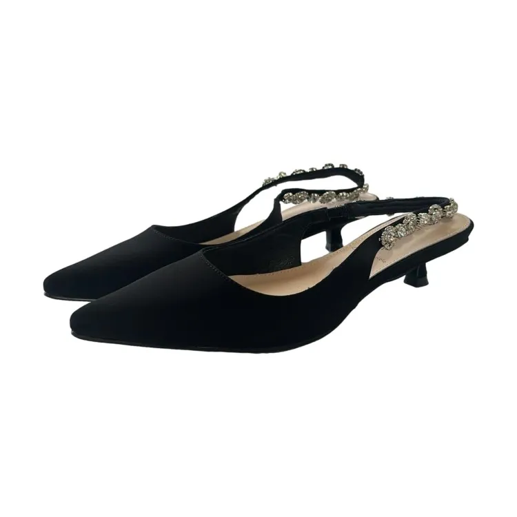 Elegant Gai Mattiolo Low Heel Black Sling Back