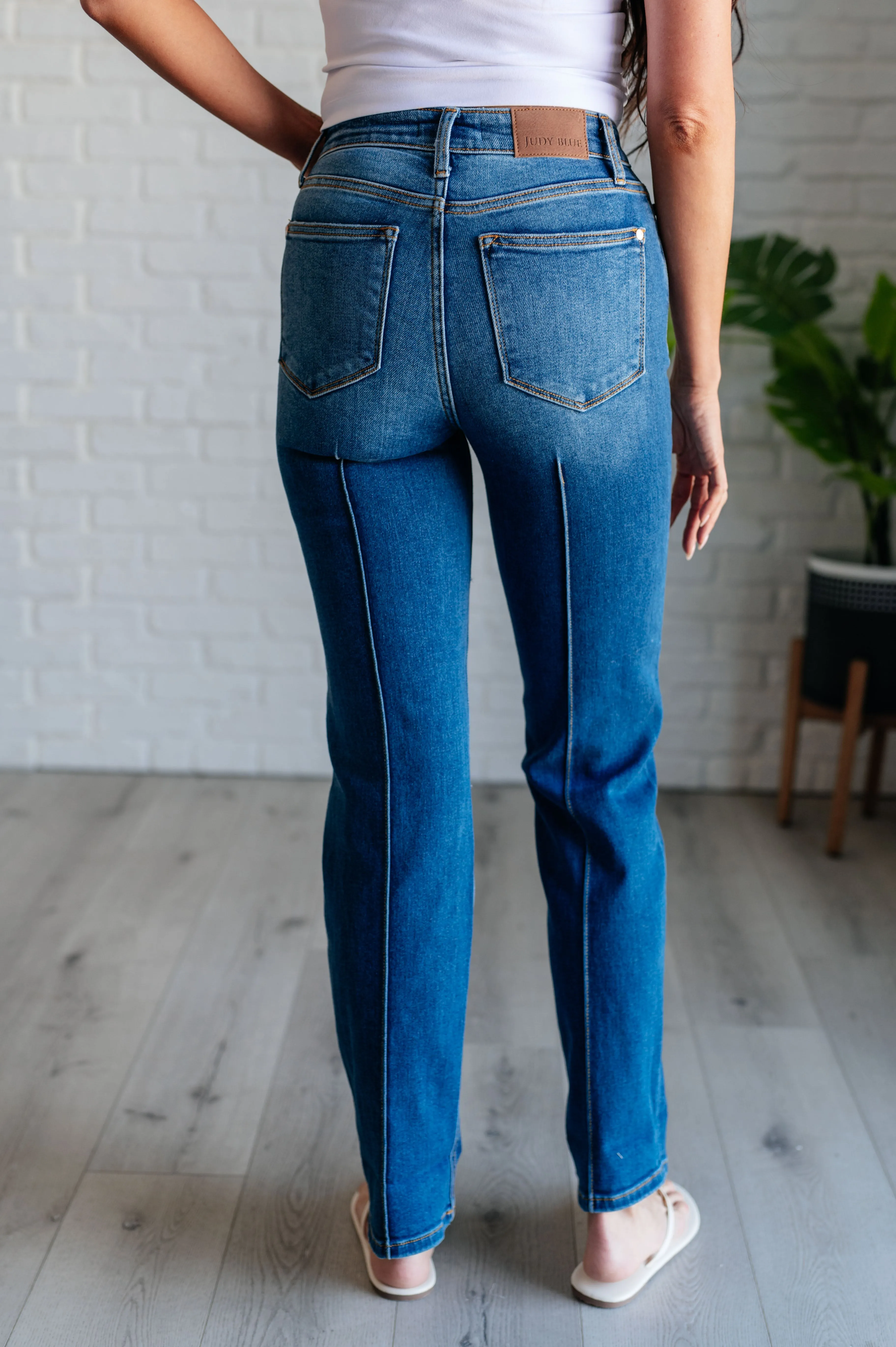 Center Seam Detail Straight Jeans