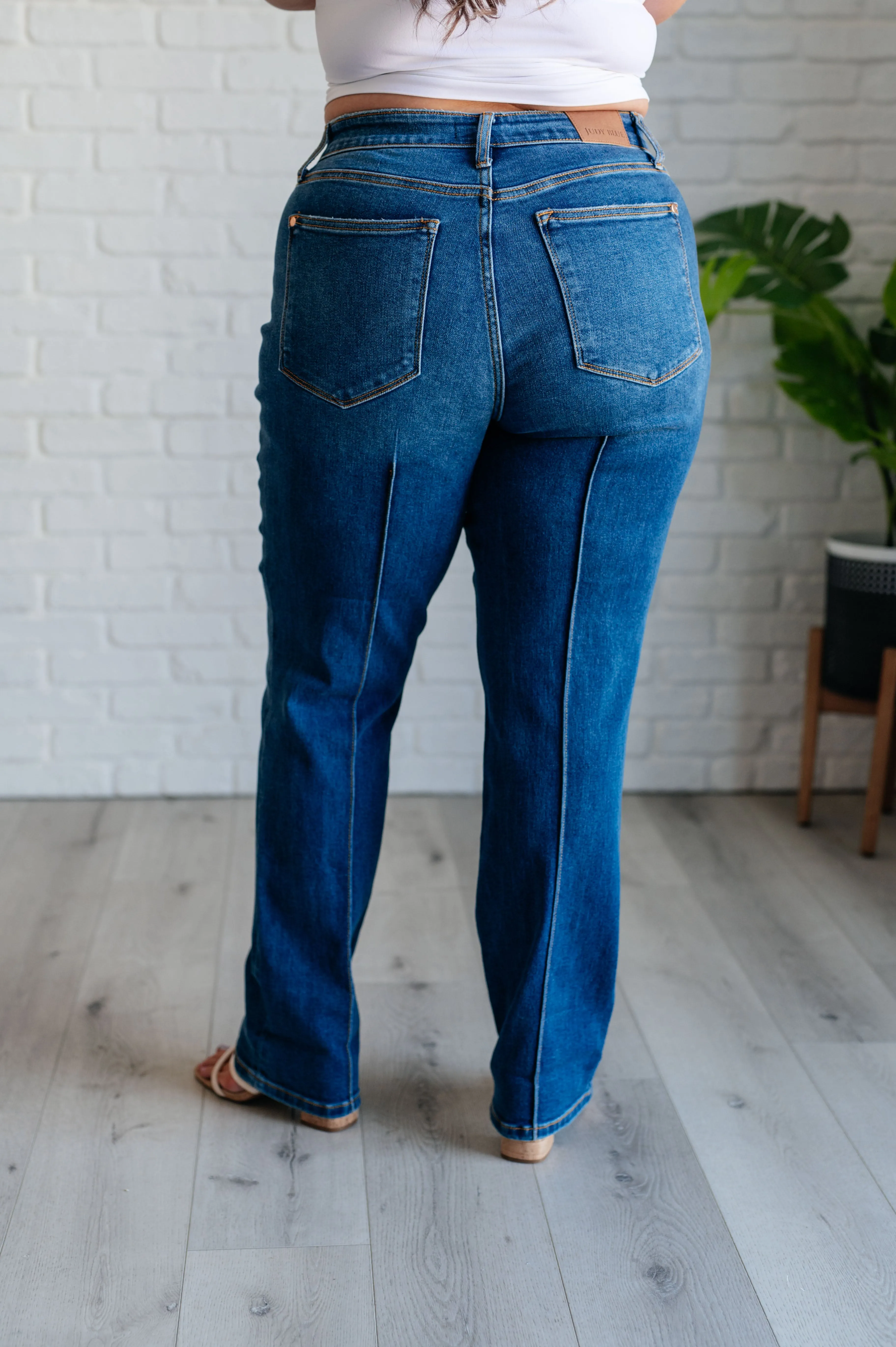 Center Seam Detail Straight Jeans