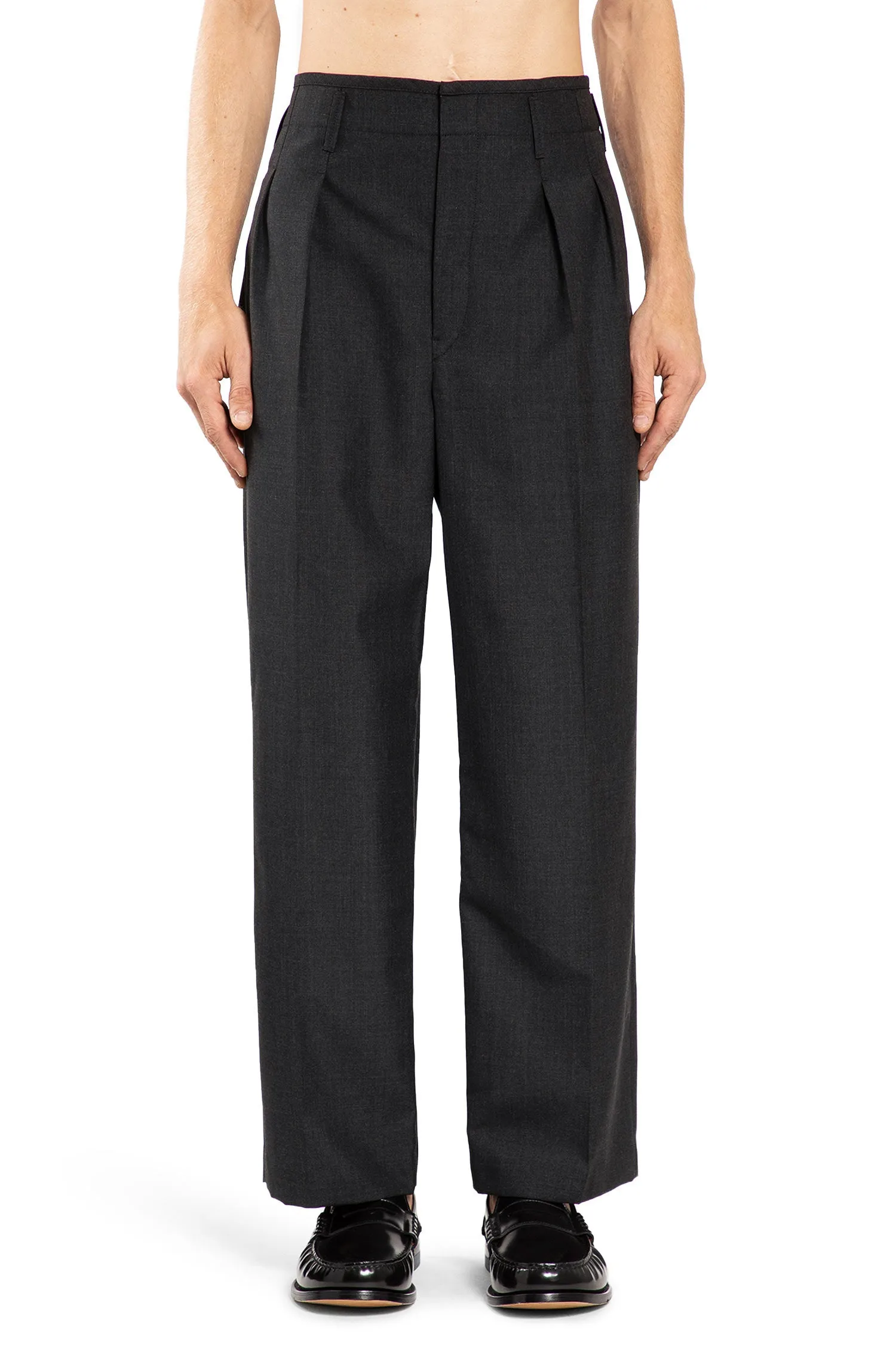 Chic Pleated Trousers