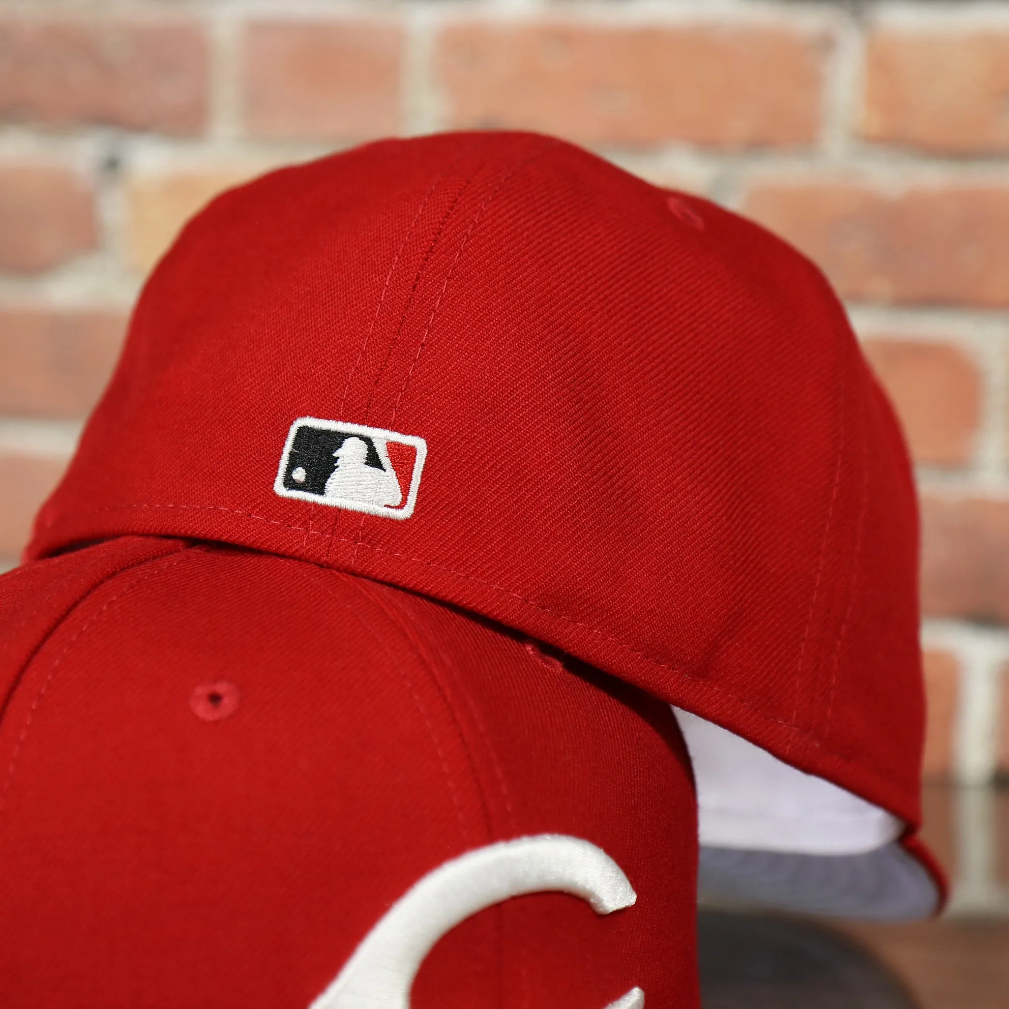 Cincinnati Reds Fitted Cap with World Series Side Patch