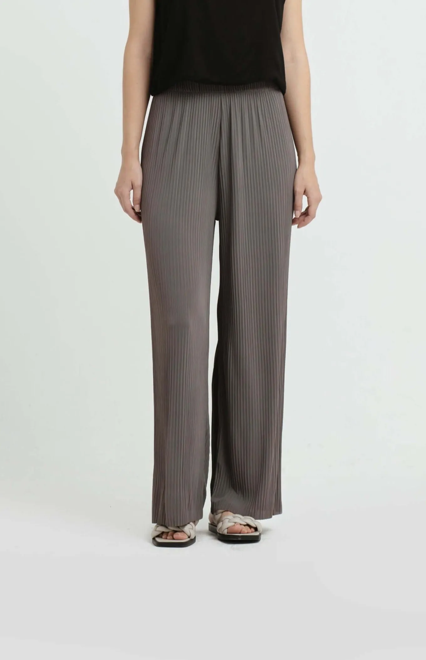 Simple Grey Pleated Trousers