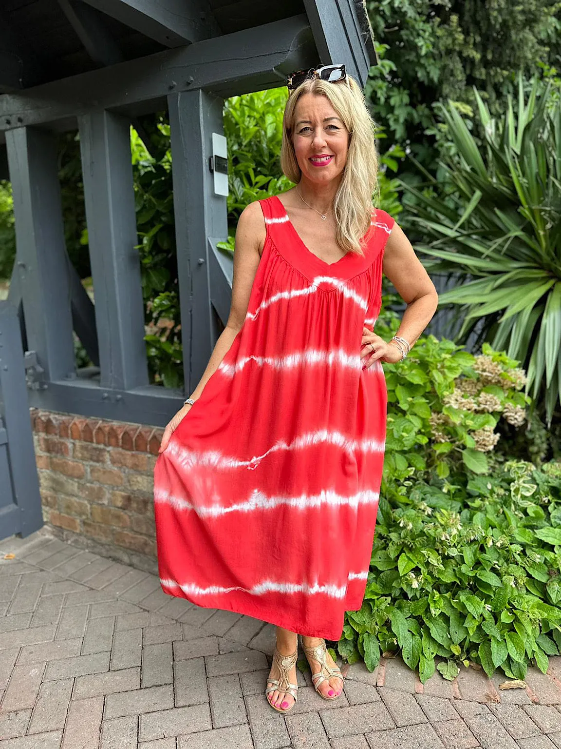 Mary Red Tie Dye Stripe Sleeveless Dress,