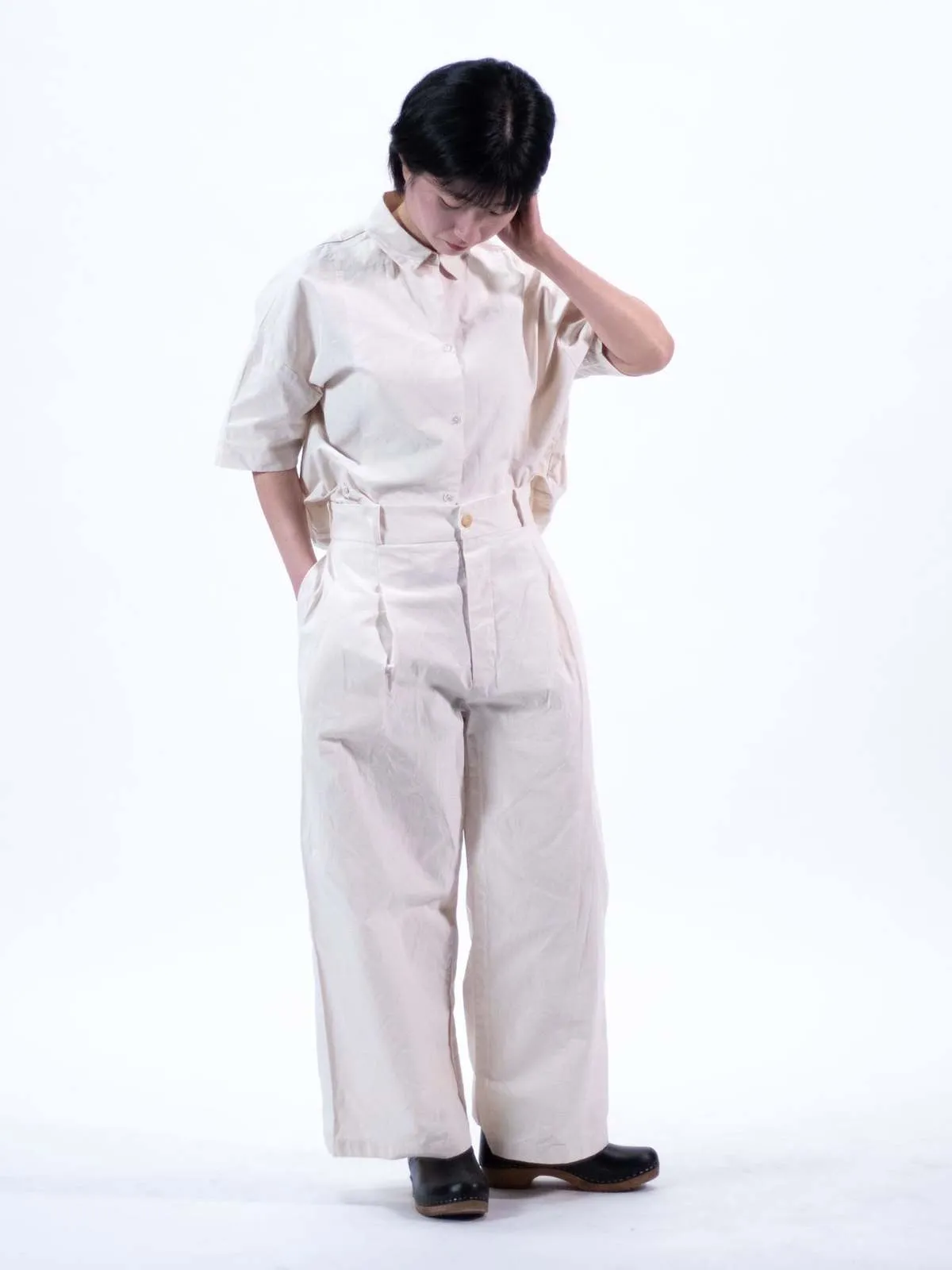 Natural Pleated Pants