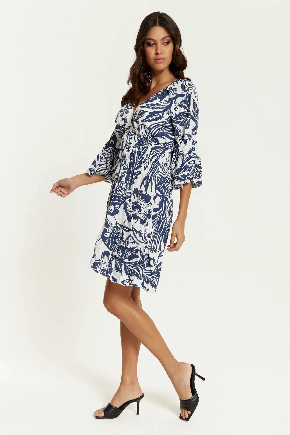 Oversized V Neck Detailed Floral Print Mini Dress