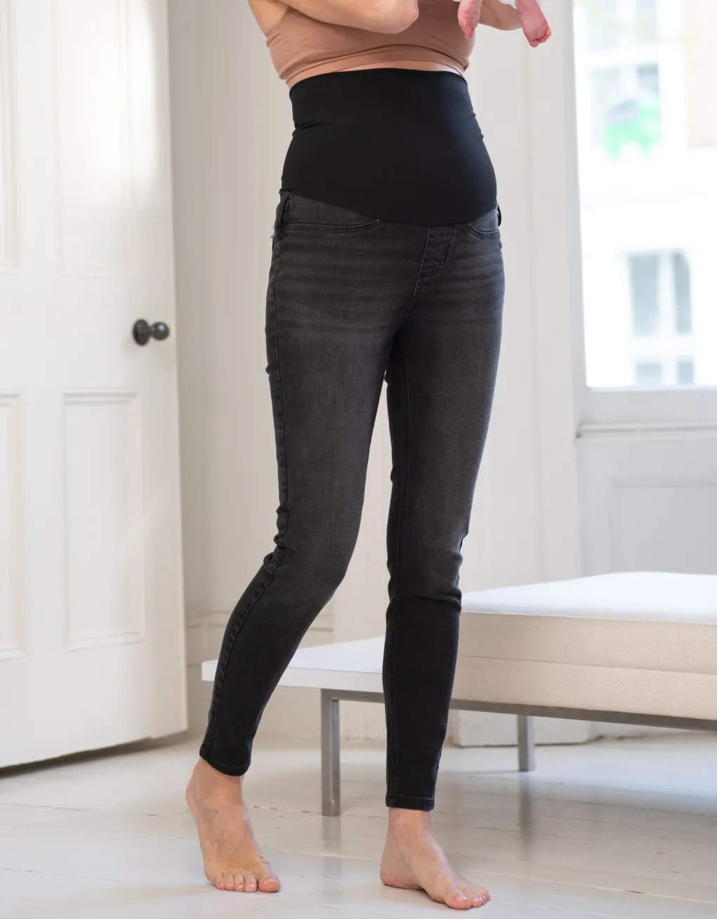 Roman | Organic Black Post Maternity Shaping Jeans