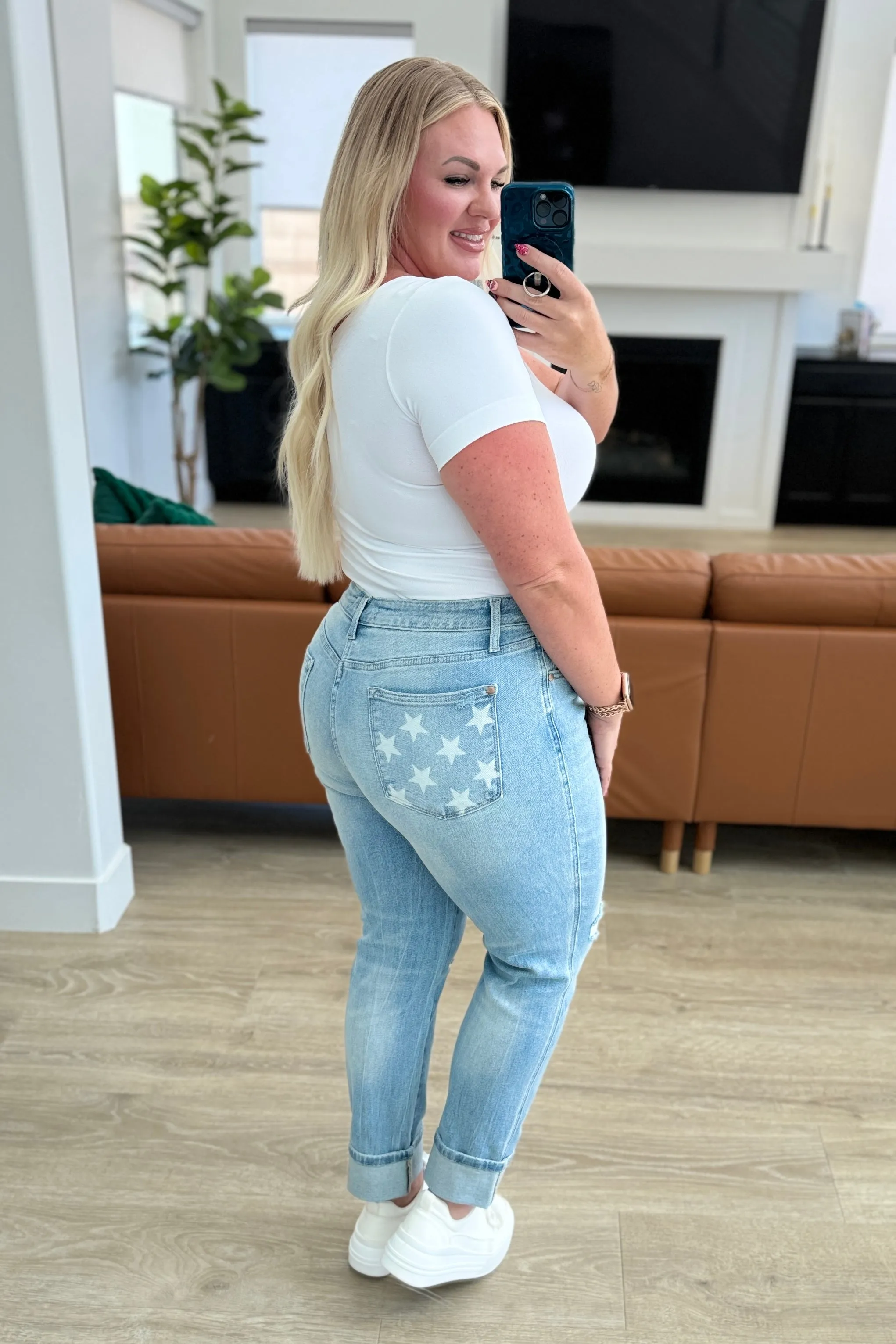 Star Pocket Boyfriend Jeans